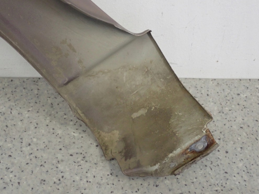 SUZUKI ALTO NISSAN PIXO 09-14 BŁOTNIK PRZEDNI PRAWY ZKW 10/10