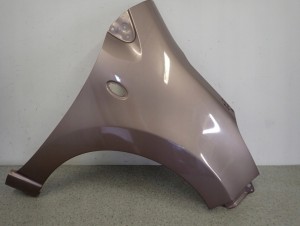 SUZUKI ALTO NISSAN PIXO 09-14 BŁOTNIK PRZEDNI PRAWY ZKW