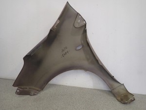 SUZUKI ALTO NISSAN PIXO 09-14 BŁOTNIK PRZEDNI PRAWY ZKW 8/10 MINIATURA