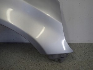 HONDA JAZZ II 05-07 BŁOTNIK PRZEDNI PRAWY NH623M 4/15 MINIATURA