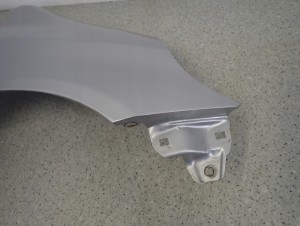 HONDA JAZZ II 05-07 BŁOTNIK PRZEDNI PRAWY NH623M 9/15 MINIATURA