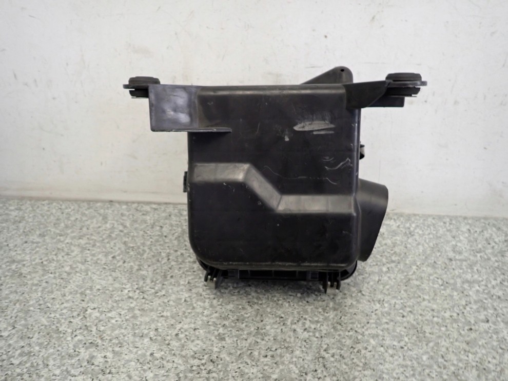 MITSUBISHI GRANDIS 2.0 DID 03-10 OBUDOWA FILTRA POWIETRZA 6/6