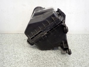 MITSUBISHI GRANDIS 2.0 DID 03-10 OBUDOWA FILTRA POWIETRZA 5/6 MINIATURA