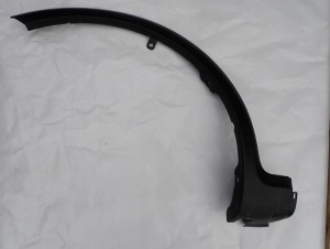 SUZUKI SX4 06-12 LISTWA BŁOTNIKA PRZEDNIA LEWA 2/10 MINIATURA