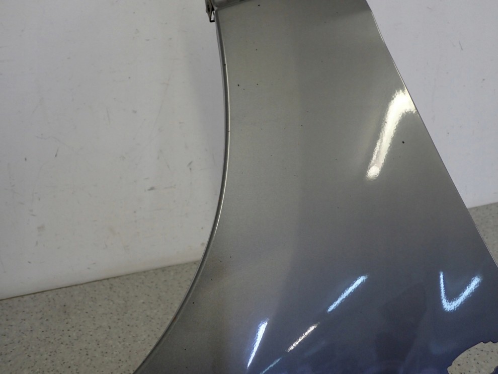 SUZUKI GRAND VITARA II 05 - BŁOTNIK PRZEDNI PRAWY ZDL 12/14