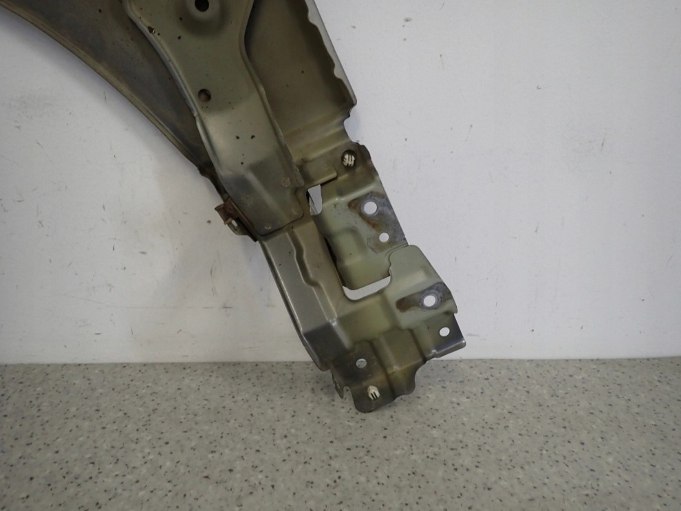 SUZUKI GRAND VITARA II 05 - BŁOTNIK PRZEDNI PRAWY ZDL 14/14