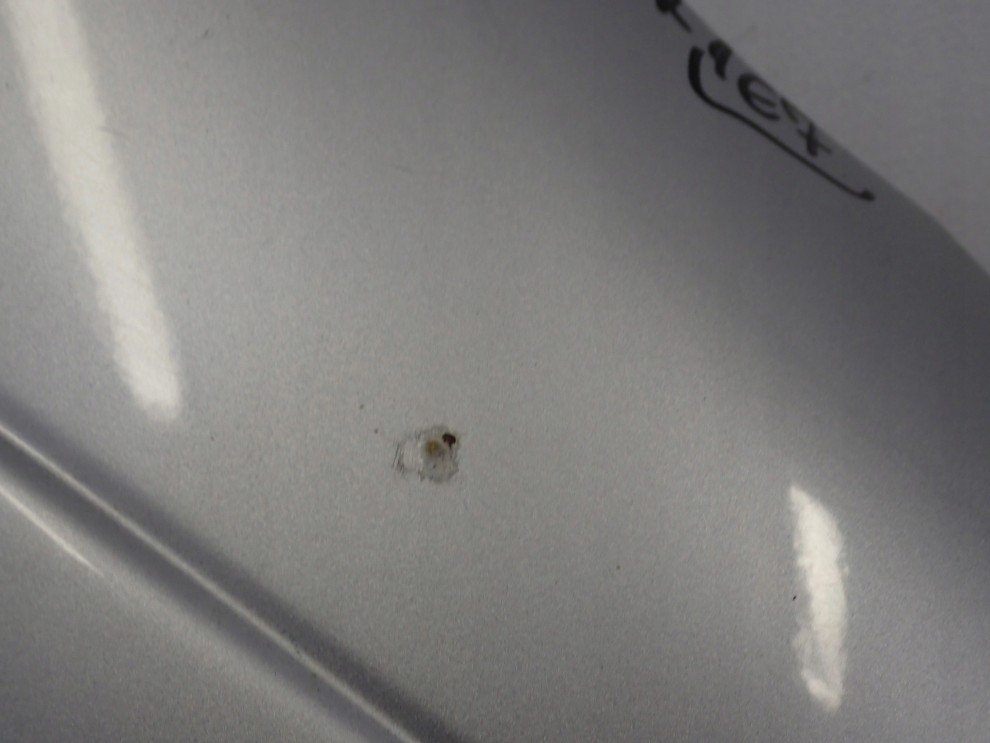 TOYOTA YARIS I 99-05 BŁOTNIK PRZEDNI PRAWY 1E7 3/11