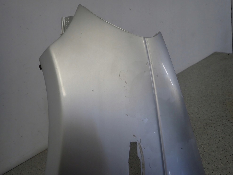 TOYOTA YARIS I 99-05 BŁOTNIK PRZEDNI LEWY 1E7 8/11