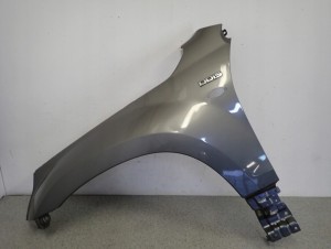 SUZUKI GRAND VITARA II 05 - BŁOTNIK PRZEDNI LEWY ZDL