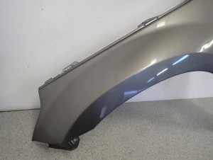 SUZUKI GRAND VITARA II 05 - BŁOTNIK PRZEDNI LEWY ZDL 4/10 MINIATURA