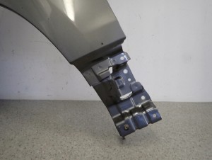 SUZUKI GRAND VITARA II 05 - BŁOTNIK PRZEDNI LEWY ZDL 5/10 MINIATURA