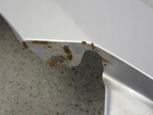 SUZUKI SWIFT III MK6 05-10 BŁOTNIK PRZEDNI PRAWY ZCC 7/13 MINIATURA