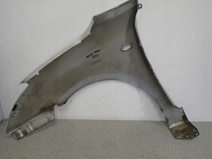 SUZUKI SWIFT III MK6 05-10 BŁOTNIK PRZEDNI PRAWY ZCC 11/13 MINIATURA