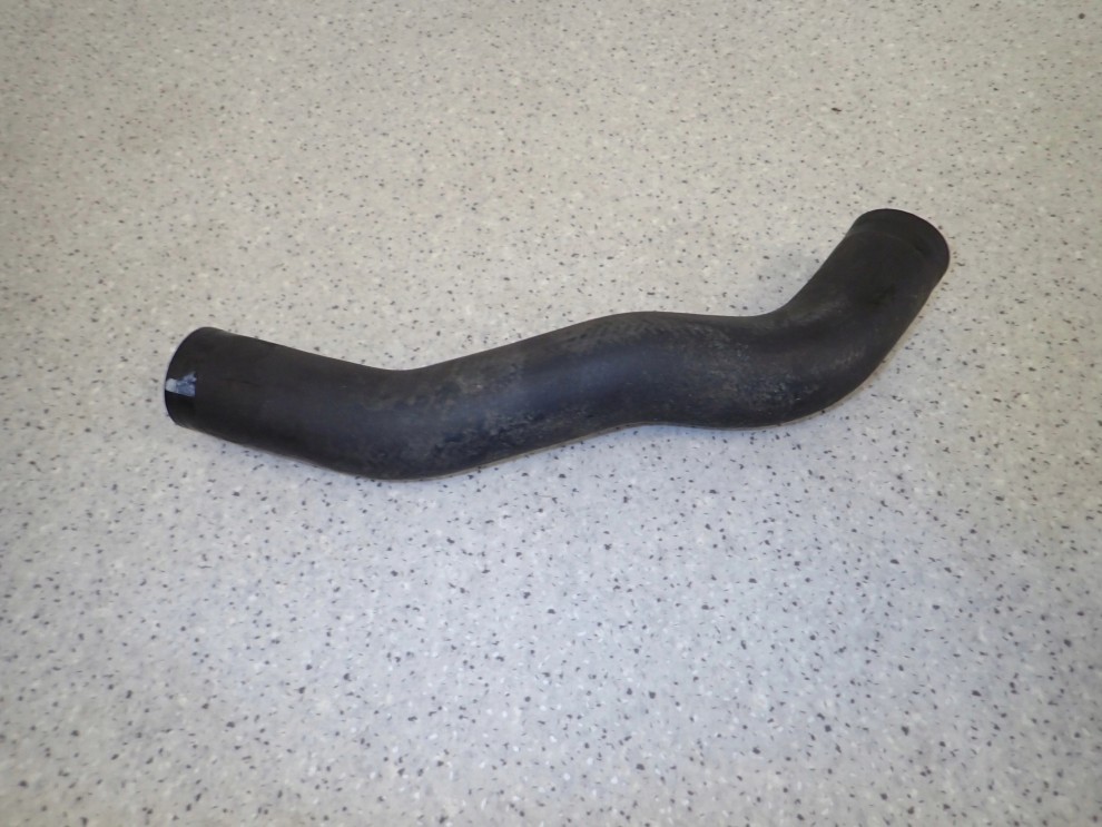 TOYOTA COROLLA E12 1.4 D4D 02-07 RURA INTERCOOLERA PRZEWÓD POWIETRZA 3/8