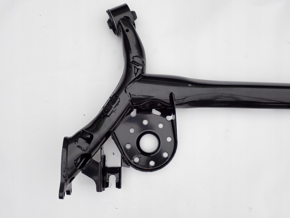 TOYOTA YARIS II P9 YARIS III P13 BELKA TYLNA ZAWIESZENIA TYŁ TARCZE 2/8