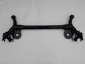 TOYOTA YARIS II P9 YARIS III P13 BELKA TYLNA ZAWIESZENIA TYŁ TARCZE 1/8 MINIATURA