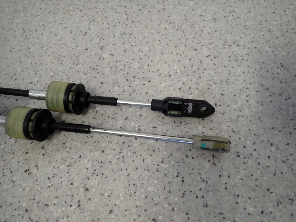 SUZUKI SPLASH 1.0i 1.2i 08- LINKI ZMIANY BIEGÓW SKRZYNIA MANUALNA 3/6