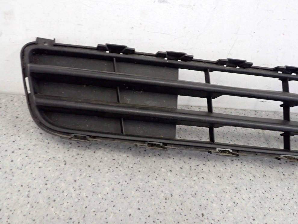 SUZUKI SWIFT 07-09 ATRAPA GRILL KRATKA DOLNA W ZDERZAK 2/10
