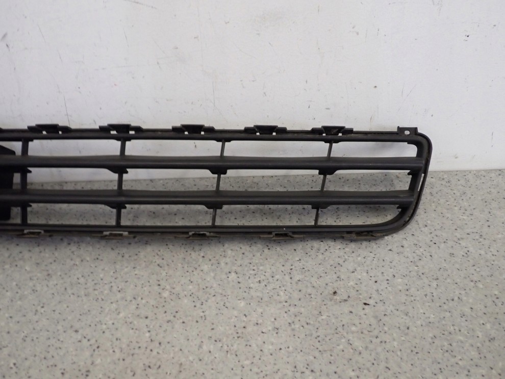 SUZUKI SWIFT 07-09 ATRAPA GRILL KRATKA DOLNA W ZDERZAK 3/10