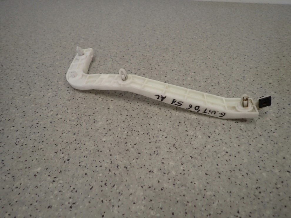 GRAND VITARA II 5d 06 - ŚLIZG ZDERZAKA TYLNY LEWY 5/5