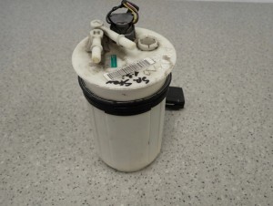 MITSUBISHI SPACE STAR BENZYNA 98- POMPA PALIWA PŁYWAK 4/7 MINIATURA