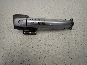 SUZUKI SWIFT 10- MK7 KLAMKA PRZEDNIA LEWA ZCD