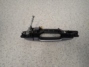 SUZUKI SWIFT 10- MK7 KLAMKA PRZEDNIA LEWA ZCD 6/8 MINIATURA