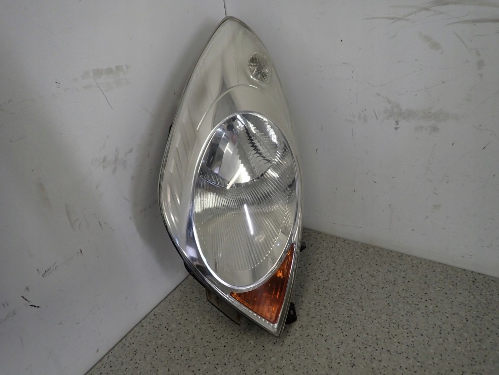 NISSAN NOTE E11 06- LAMPA PRZEDNIA PRAWA REFLEKTOR EUROPA 1/11