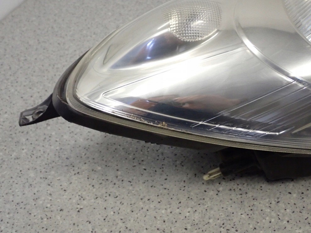 NISSAN NOTE E11 06- LAMPA PRZEDNIA PRAWA REFLEKTOR EUROPA 6/11