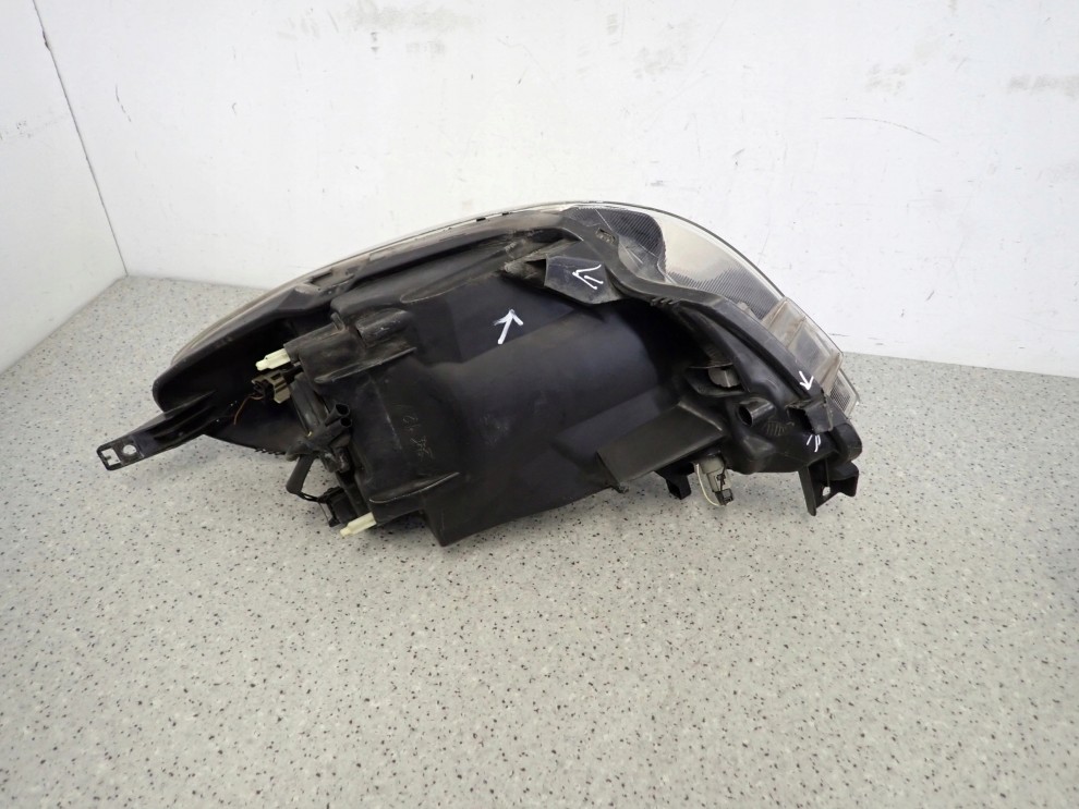 NISSAN NOTE E11 06- LAMPA PRZEDNIA PRAWA REFLEKTOR EUROPA 8/11