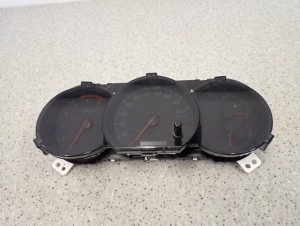 GRAND VITARA II 1.9 DDID 06- LICZNIK ZEGARY ZESTAW WSKAŻNIKÓW 1/8 MINIATURA