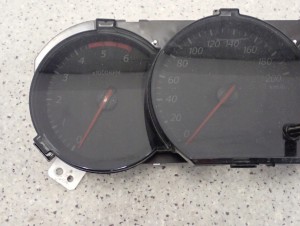 GRAND VITARA II 1.9 DDID 06- LICZNIK ZEGARY ZESTAW WSKAŻNIKÓW 3/8 MINIATURA