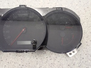 GRAND VITARA II 1.9 DDID 06- LICZNIK ZEGARY ZESTAW WSKAŻNIKÓW 4/8 MINIATURA