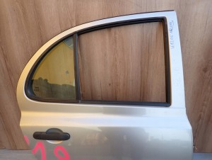 NISSAN MICRA K12 03-10 5d DRZWI TYLNE PRAWE KY0 2/10 MINIATURA