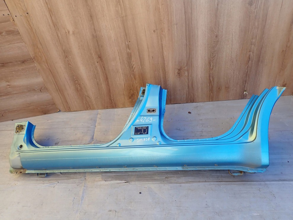 SUZUKI SPLASH 08-14 PRÓG LEWY 1/11