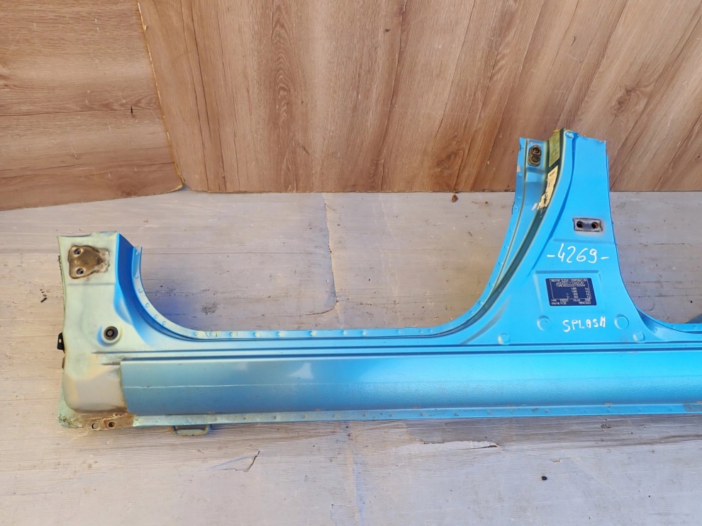 SUZUKI SPLASH 08-14 PRÓG LEWY 2/11