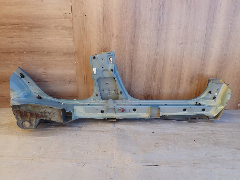 SUZUKI SPLASH 08-14 PRÓG LEWY 9/11