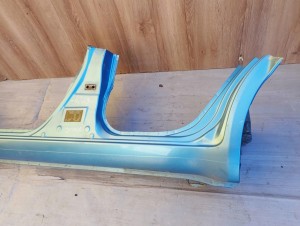 SUZUKI SPLASH 08-14 PRÓG LEWY 3/11 MINIATURA