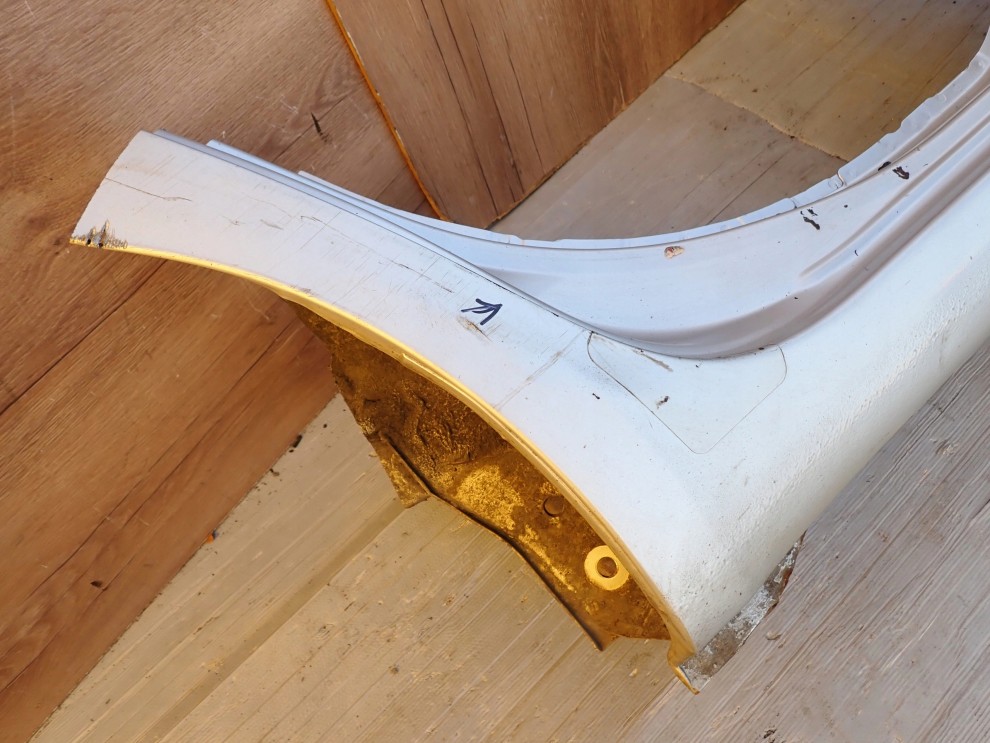 TOYOTA YARIS II 5d 06-11 PRÓG PRAWY 9/12