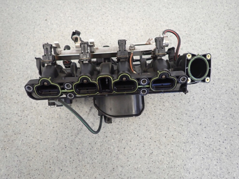 CHEVROLET ORLANDO 1.4T 10- KOLEKTOR SSĄCY 4/5