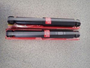 AMORTYZATOR TYŁ KYB 343213 MITSUBISHI TOYOTA NISSAN 2/6 MINIATURA