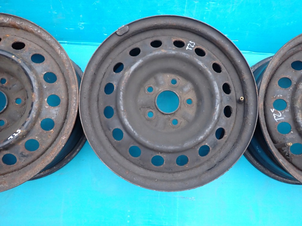 TOYOTA AVENSIS T25 02-07 FELGA STALOWA 16x6.5J ET45 3/9