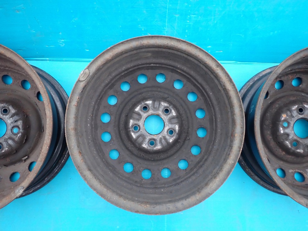 TOYOTA AVENSIS T25 02-07 FELGA STALOWA 16x6.5J ET45 7/9