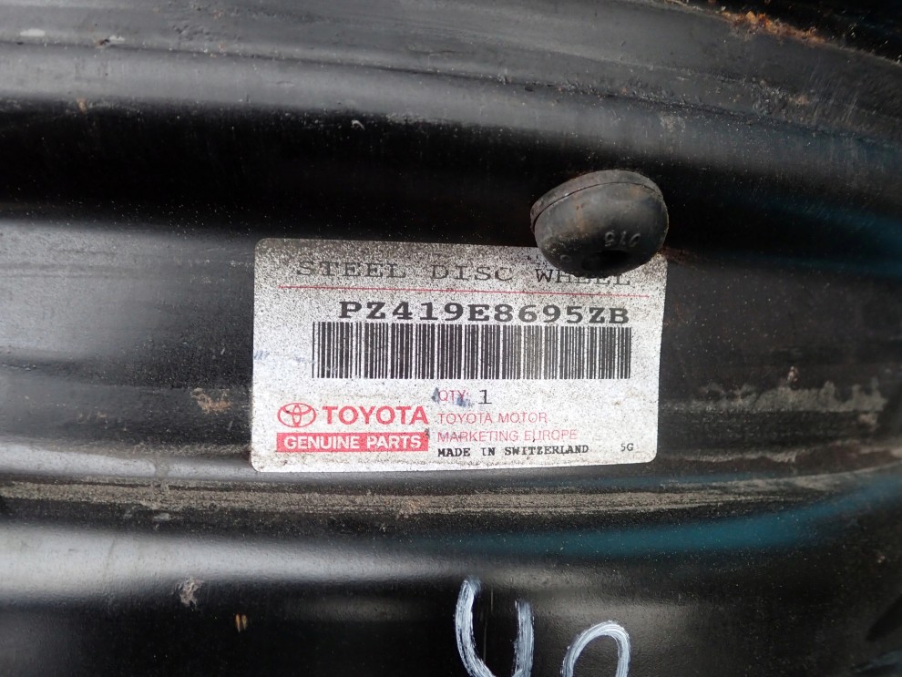 TOYOTA AVENSIS T25 02-07 FELGA STALOWA 16x6.5J ET45 9/9