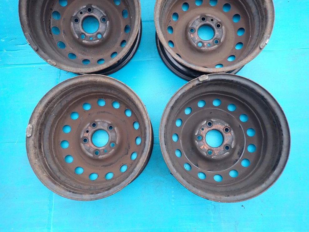 HYUNDAI IX20 09- FELGI STALOWE KOMPLET 15X6J 5X114.3 ET48 8/9