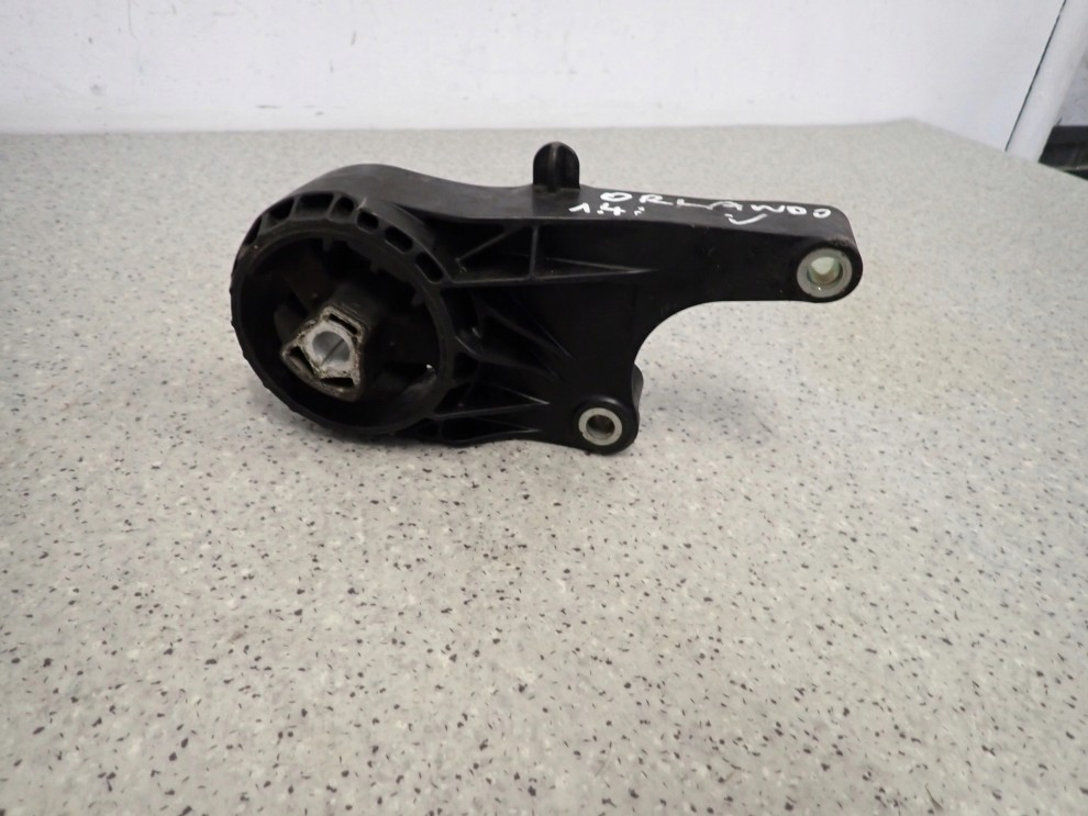 CHEVROLET ORLANDO 1.4T 10- PODUSZKA SILNIKA PRZÓD 5/6