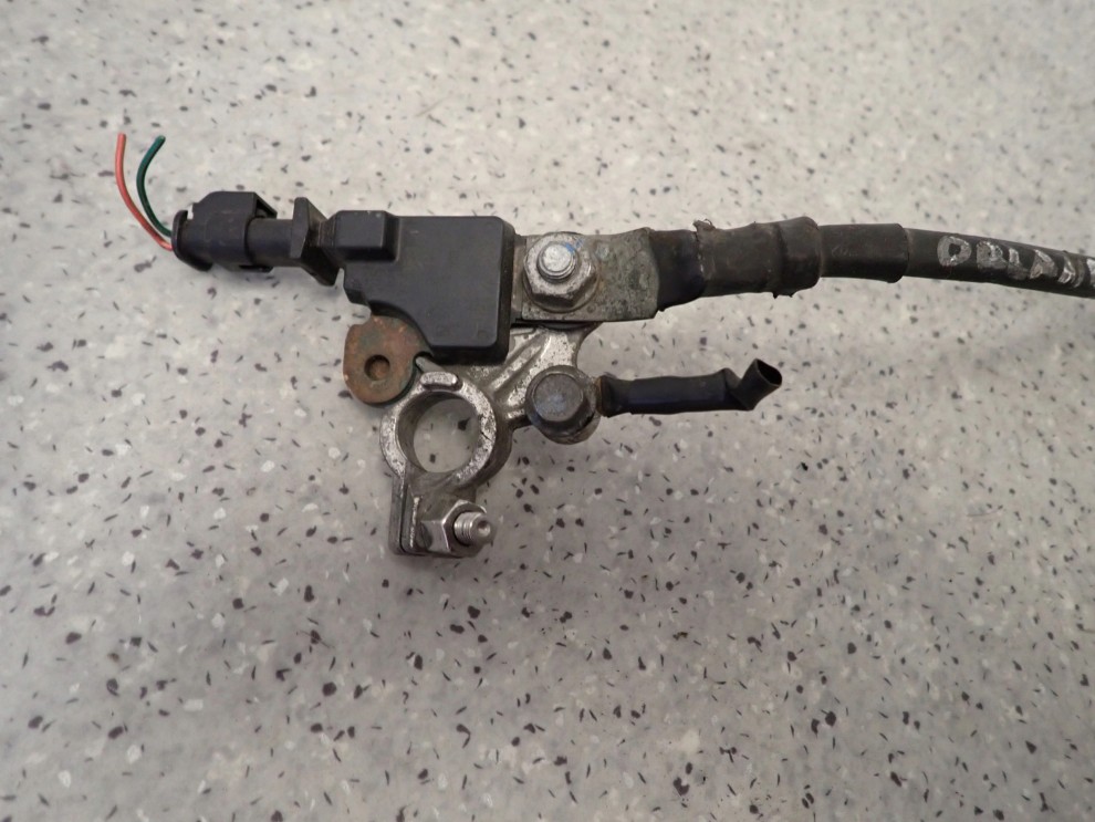 CHEVROLET ORLANDO 1.4T 10- KLEMA MINUSOWA CZUJNIK 7/8