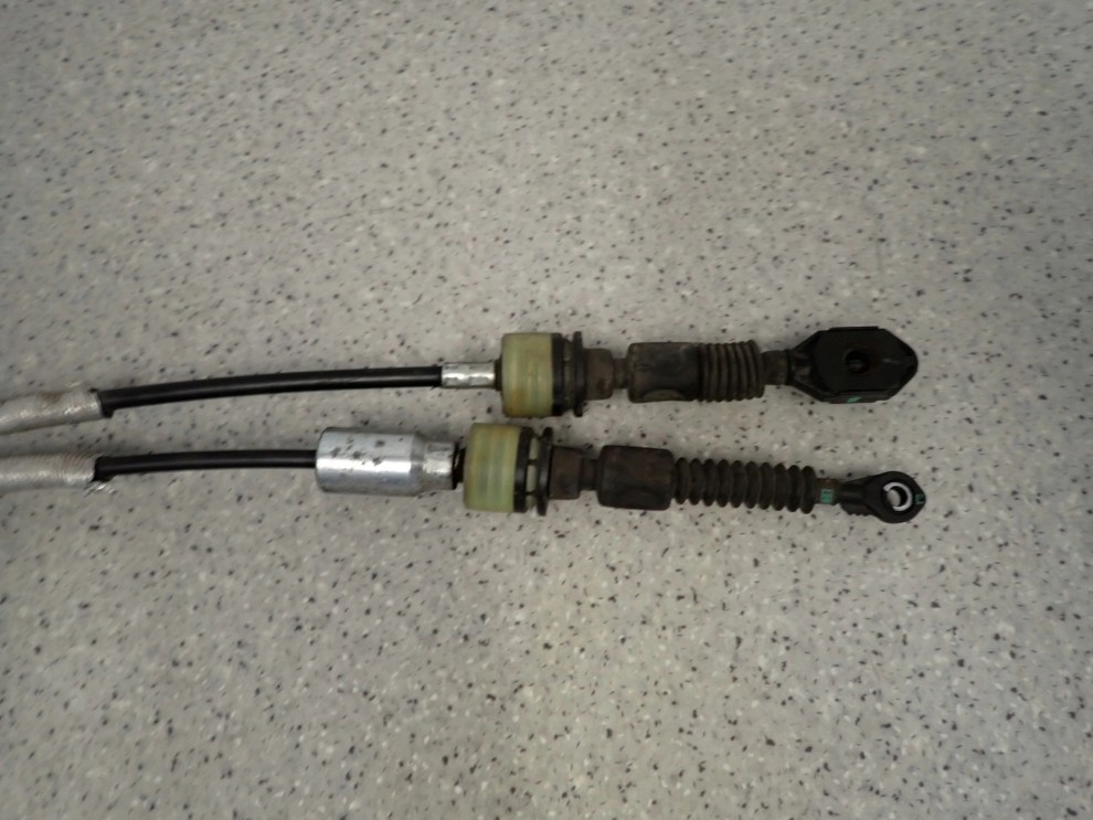 SUZUKI SPLASH 1.3 DDDIS DIESEL 08- LINKI ZMIANY BIEGÓW MANUAL 3/11