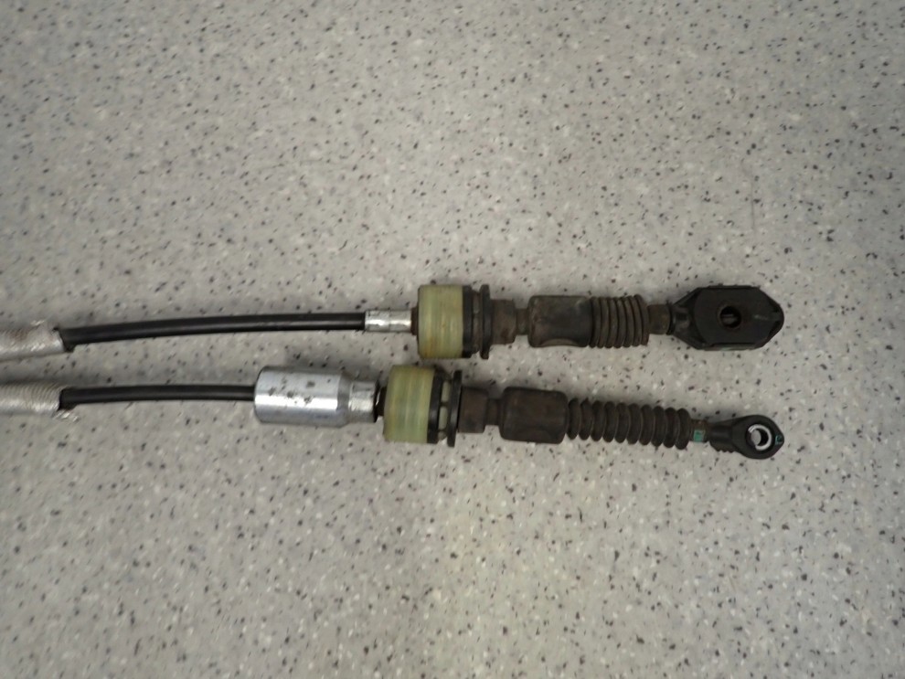 SUZUKI SPLASH 1.3 DDDIS DIESEL 08- LINKI ZMIANY BIEGÓW MANUAL 4/11