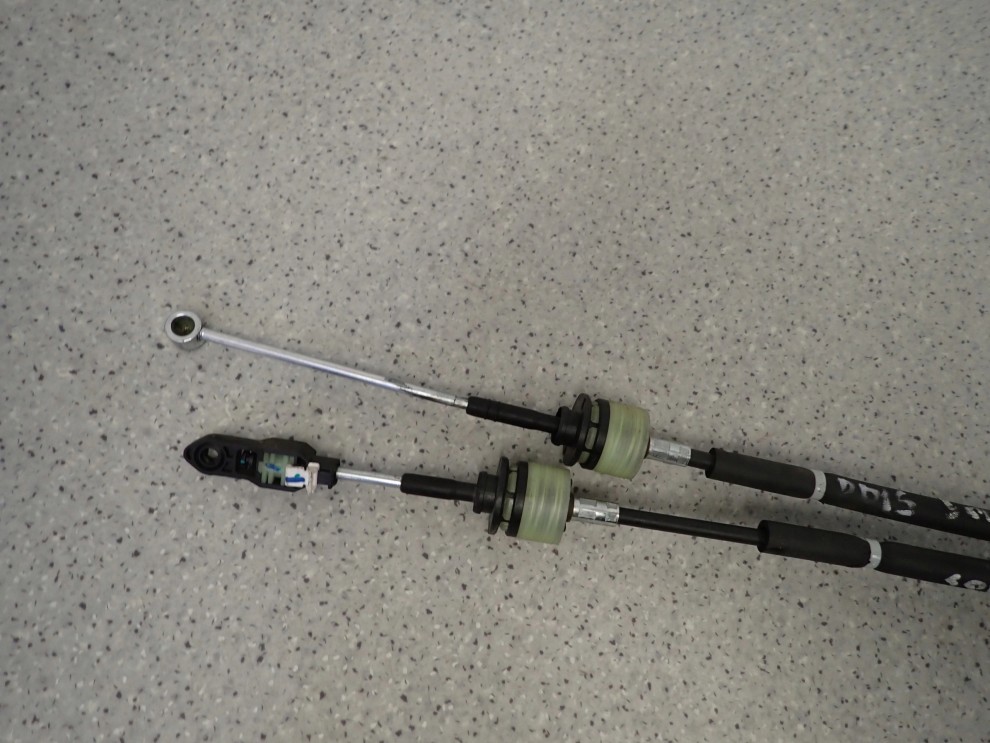 SUZUKI SPLASH 1.3 DDDIS DIESEL 08- LINKI ZMIANY BIEGÓW MANUAL 6/11